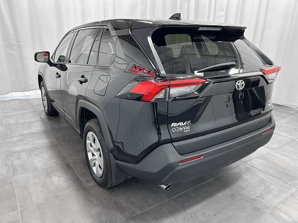 2023 Toyota Rav4 - Image 4