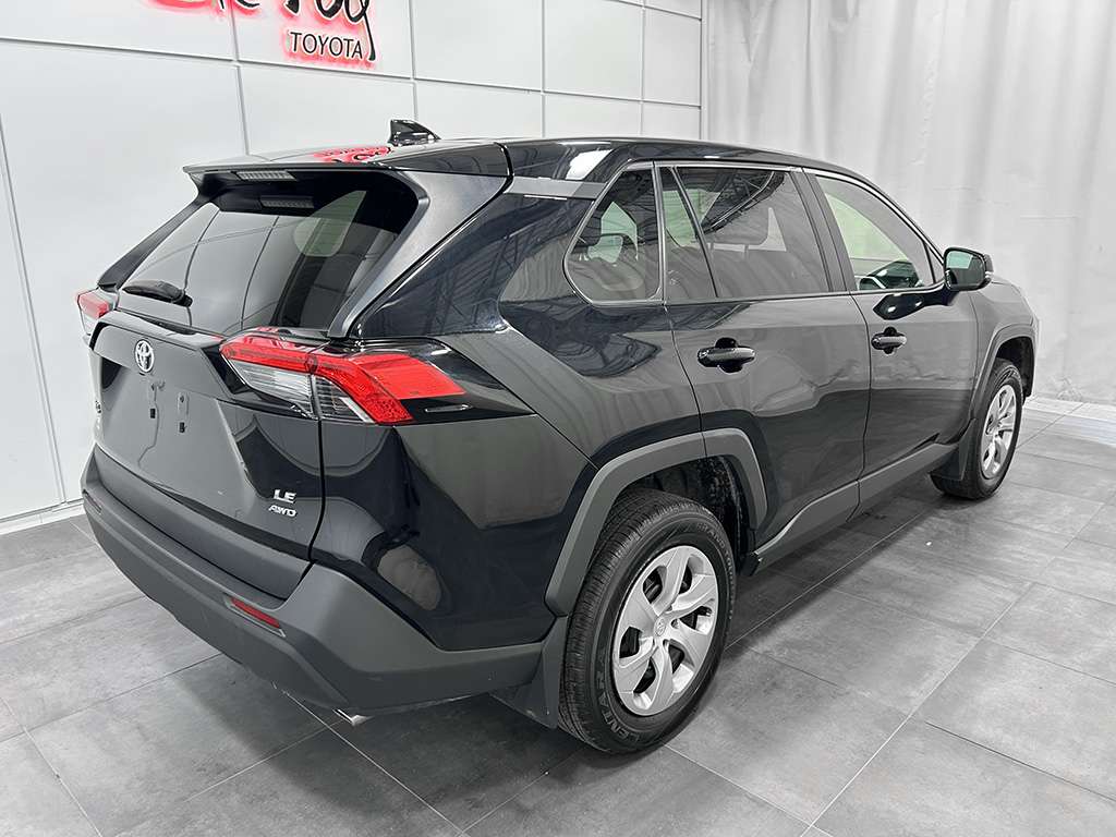 2023 Toyota Rav4 - Image 6