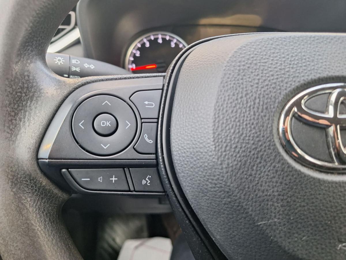 2022 Toyota RAV4 - Image 27
