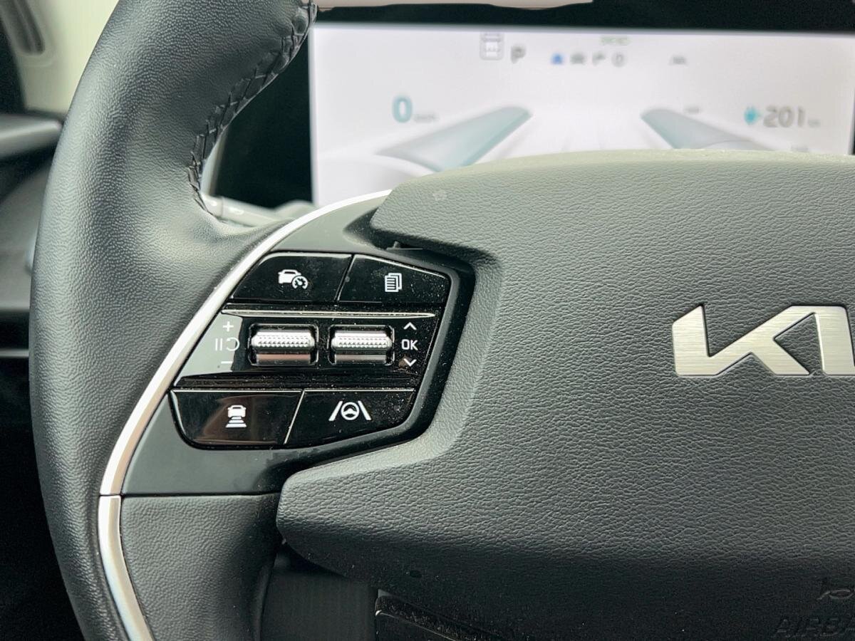 2024 Kia EV6 - Image 9