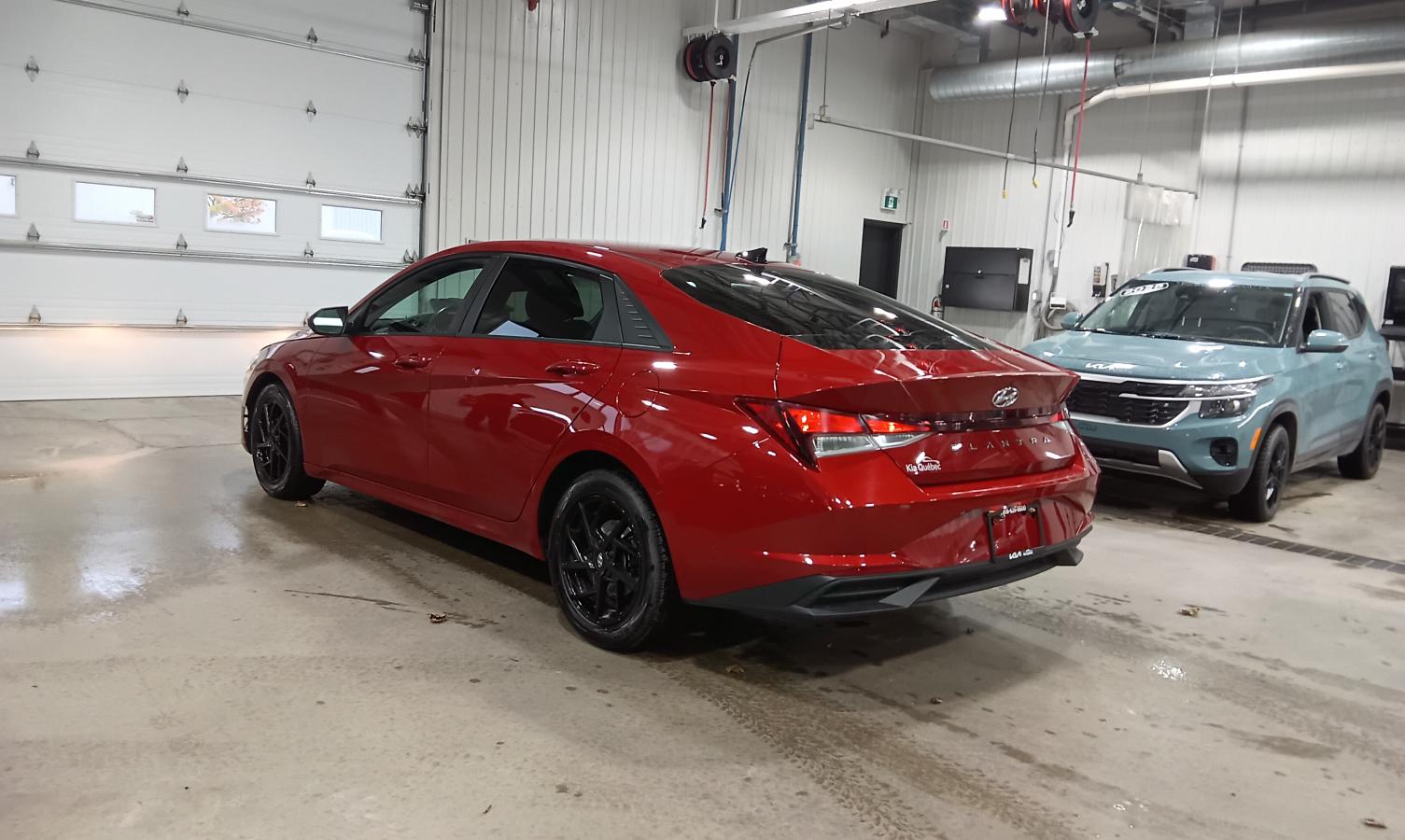 2021 Hyundai Elantra - Image 2