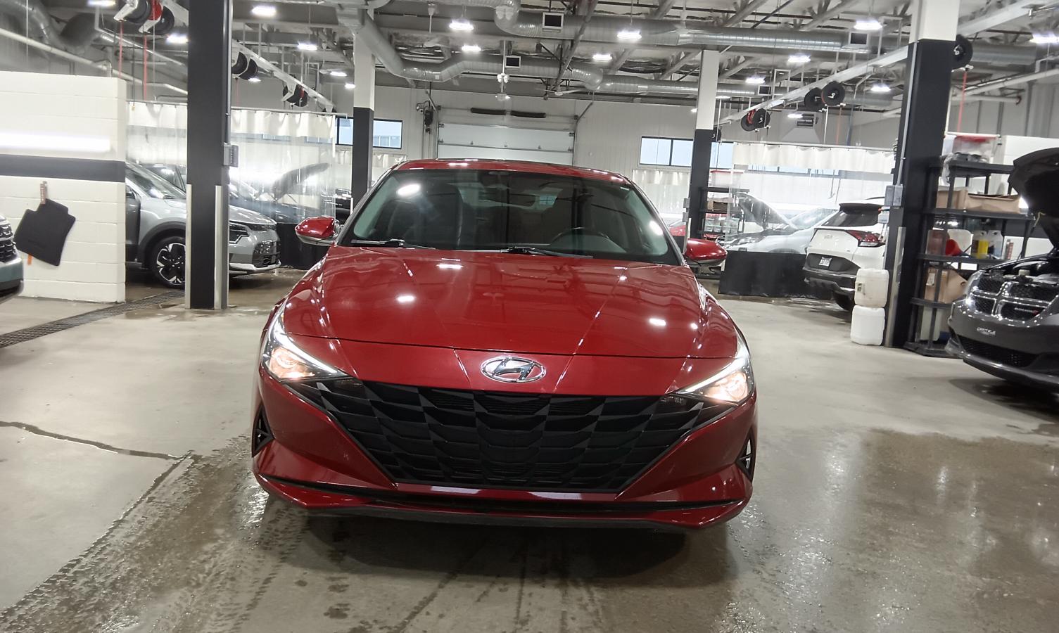 2021 Hyundai Elantra - Image 4