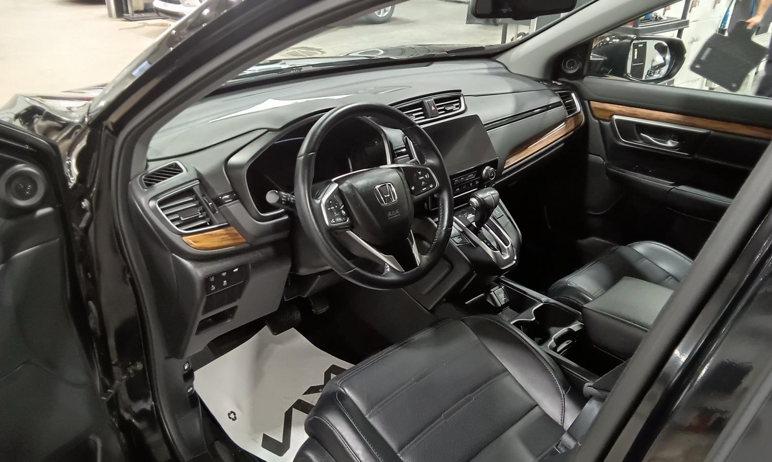 2018 Honda CR-V - Image 23