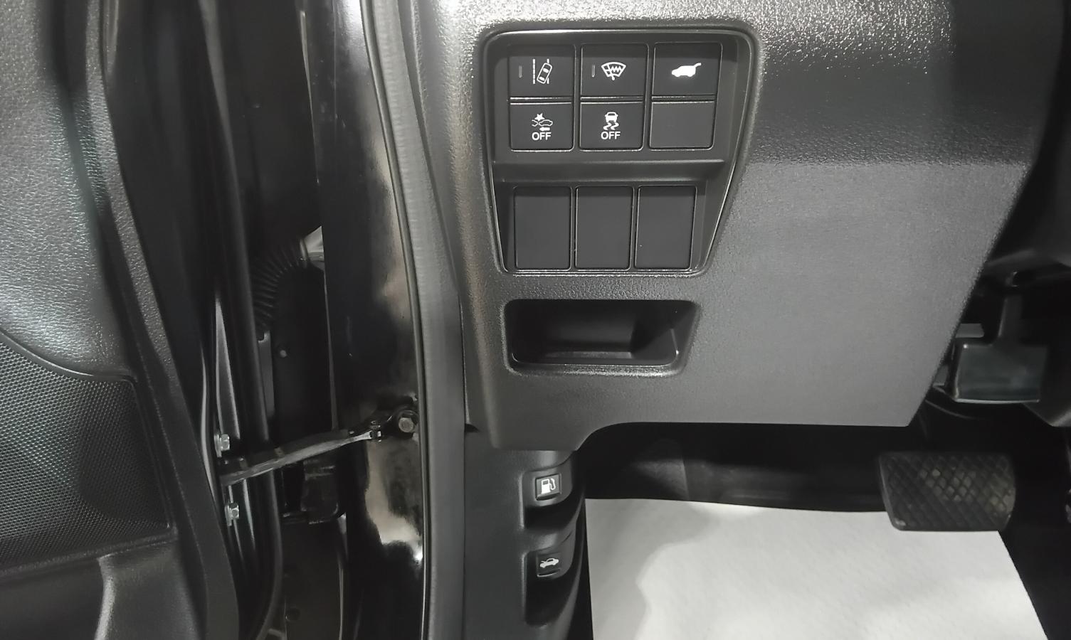 2018 Honda CR-V - Image 25