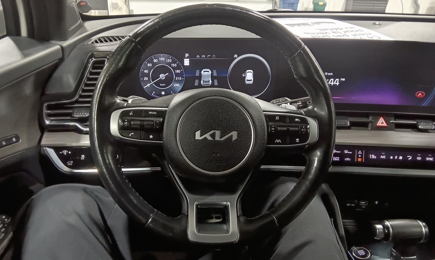 2023 Kia Sportage - Image 11
