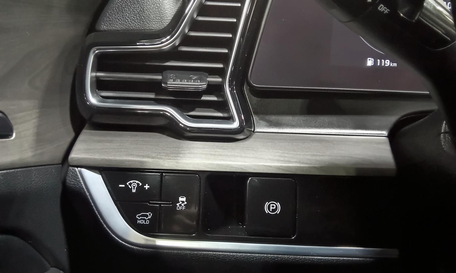 2023 Kia Sportage - Image 22