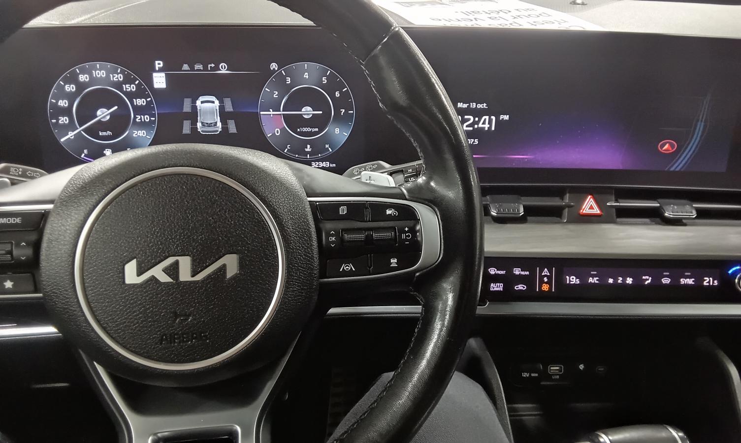 2023 Kia Sportage - Image 26