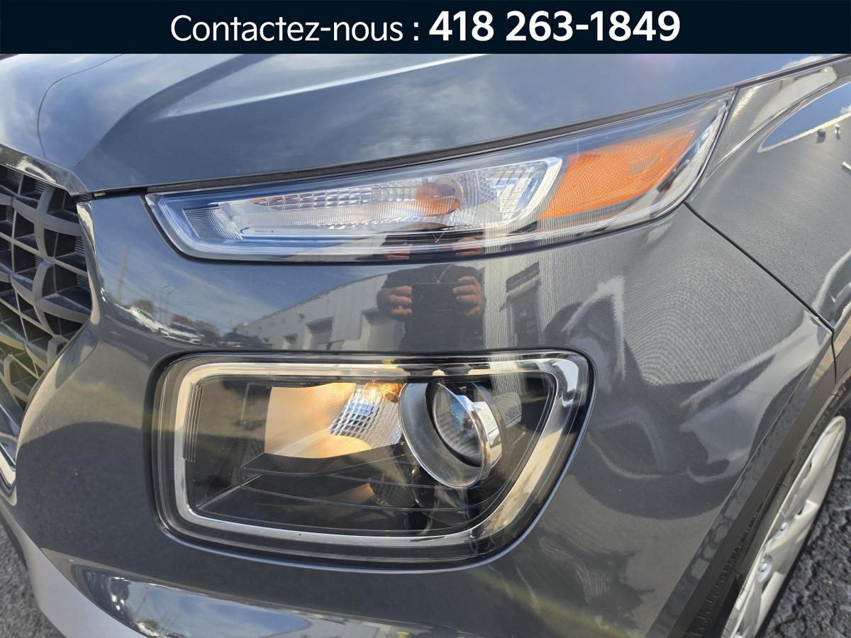 2026 Hyundai Venue - Image 8