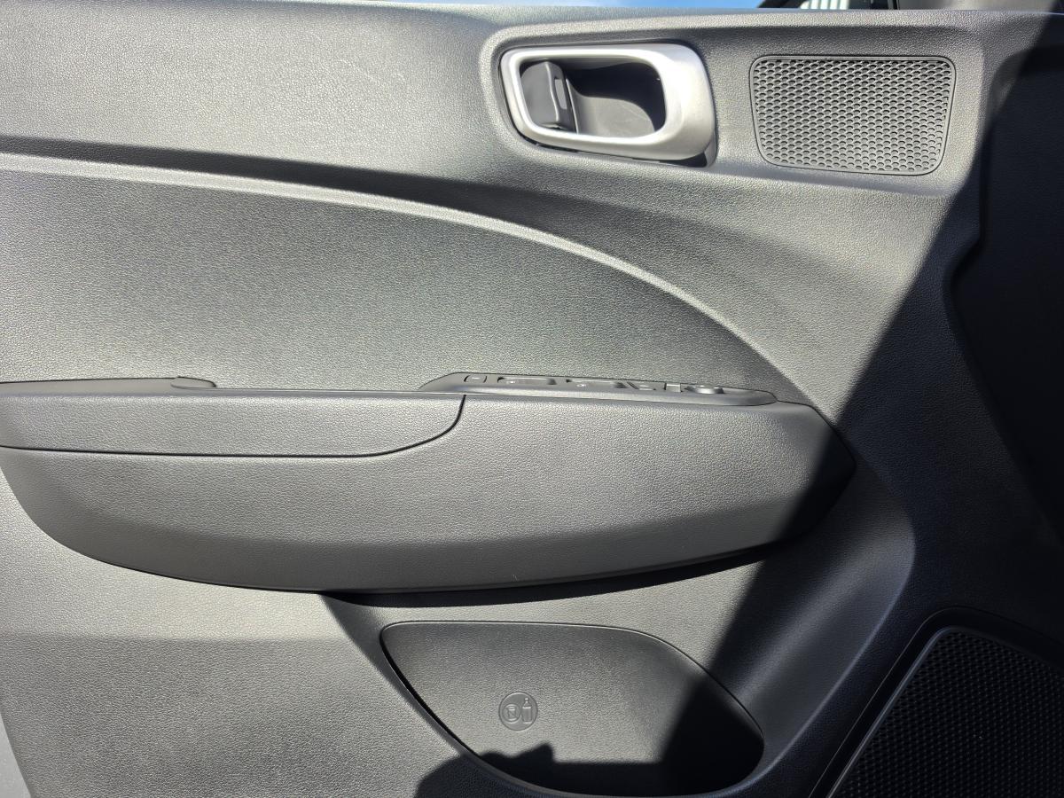 2026 Hyundai Venue - Image 14