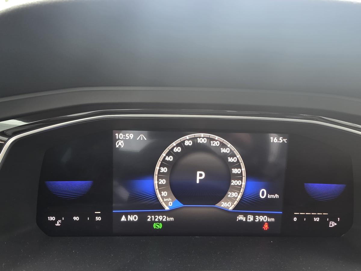 2023 Volkswagen Jetta - Image 13