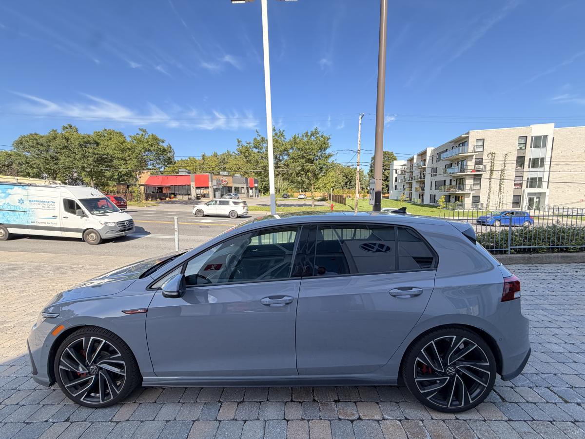 2024 Volkswagen Golf GTI - Image 6
