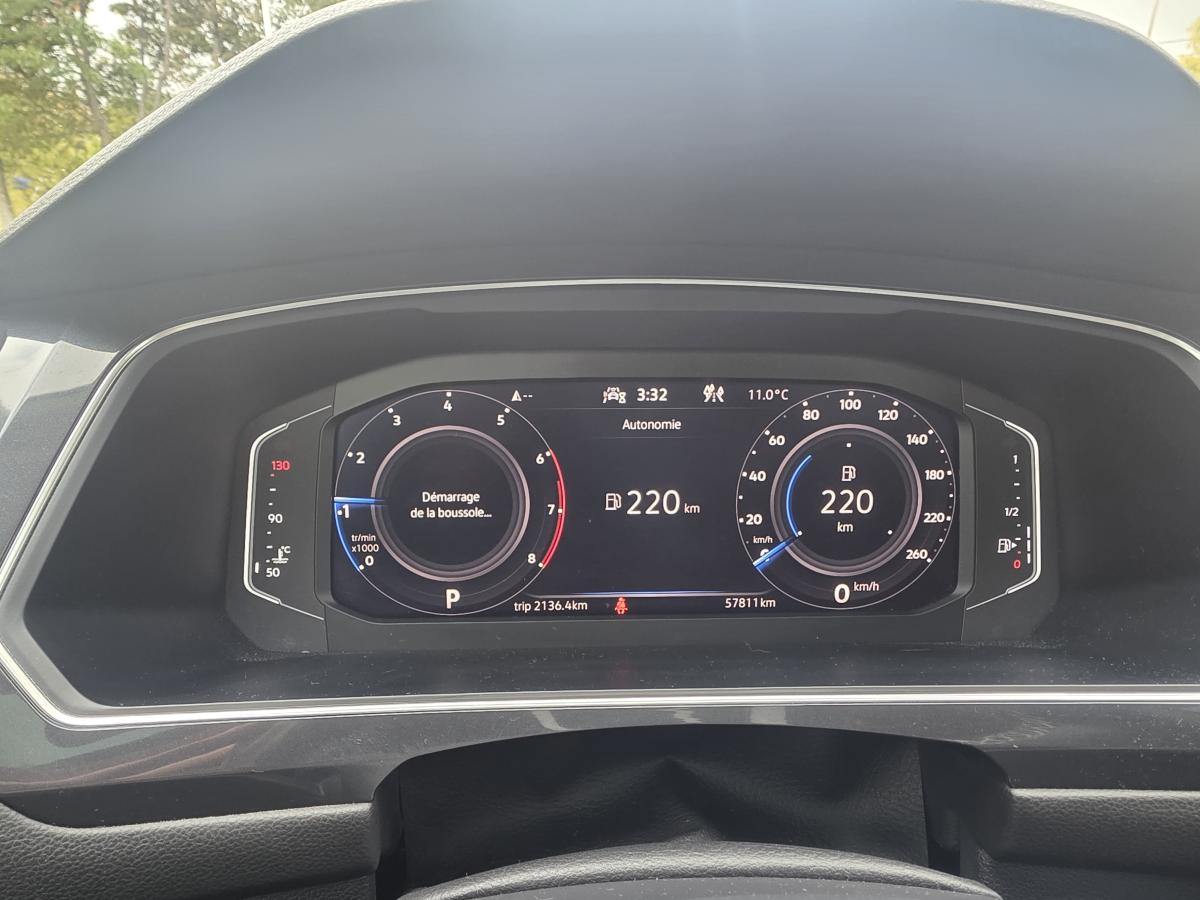 2023 Volkswagen Tiguan - Image 13