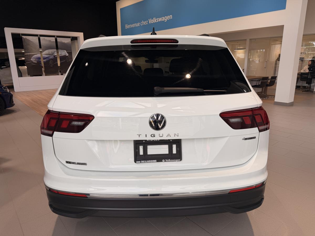 2023 Volkswagen Tiguan - Image 3