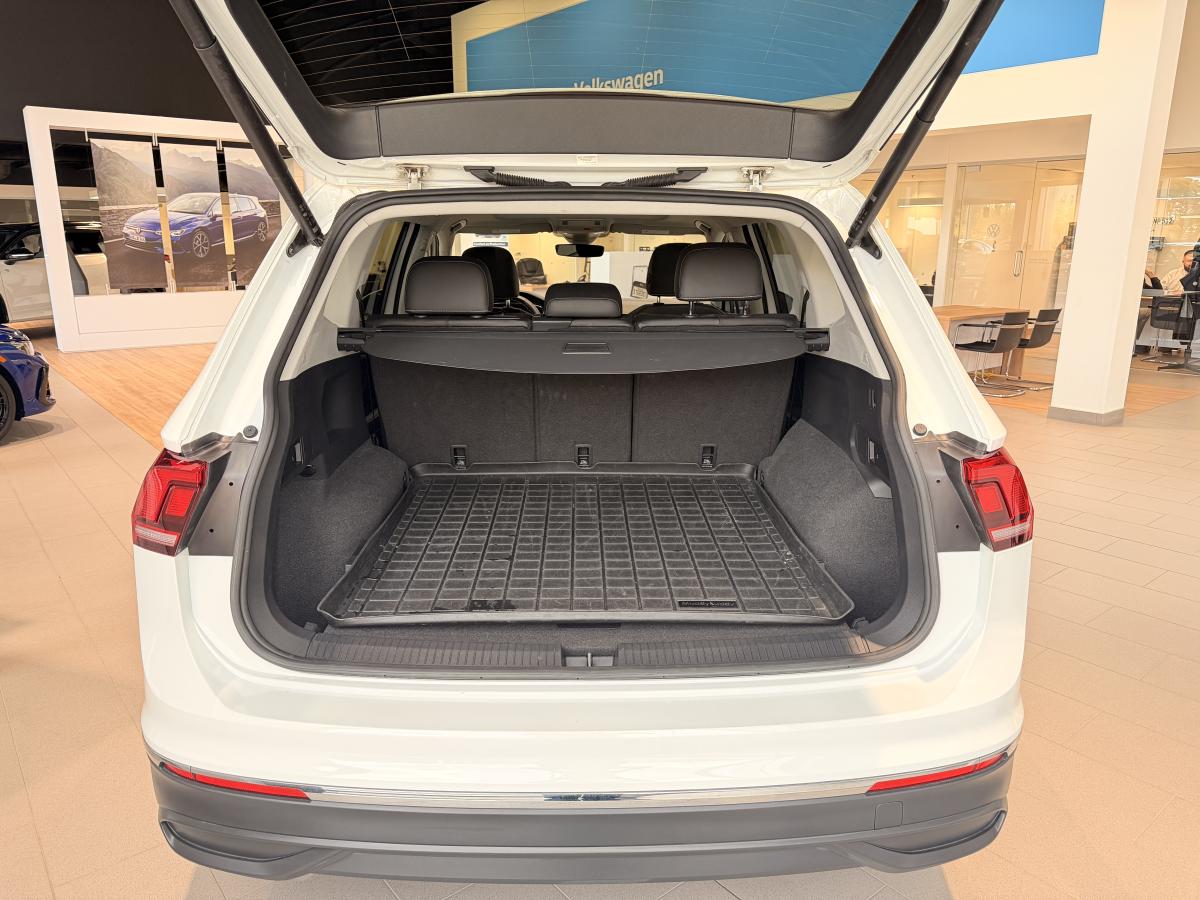 2023 Volkswagen Tiguan - Image 6