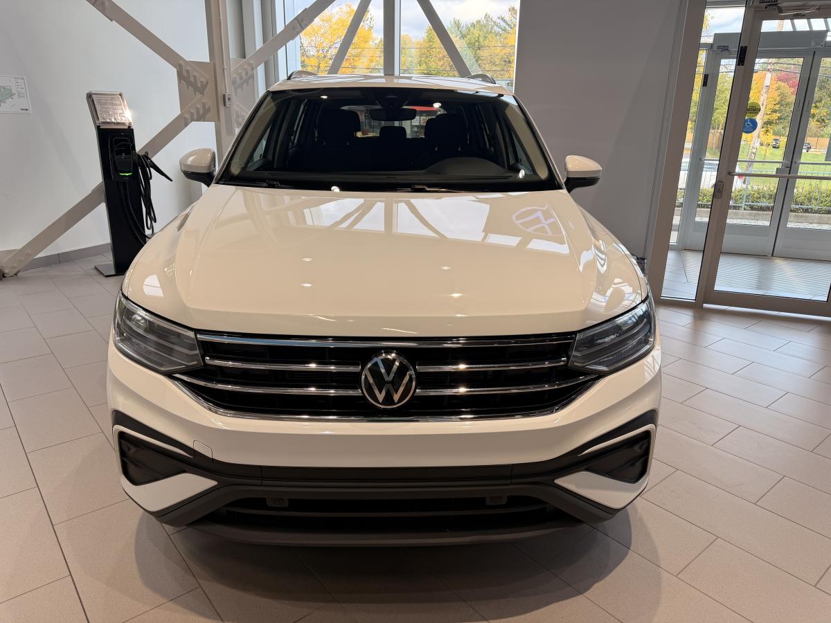 2023 Volkswagen Tiguan - Image 8