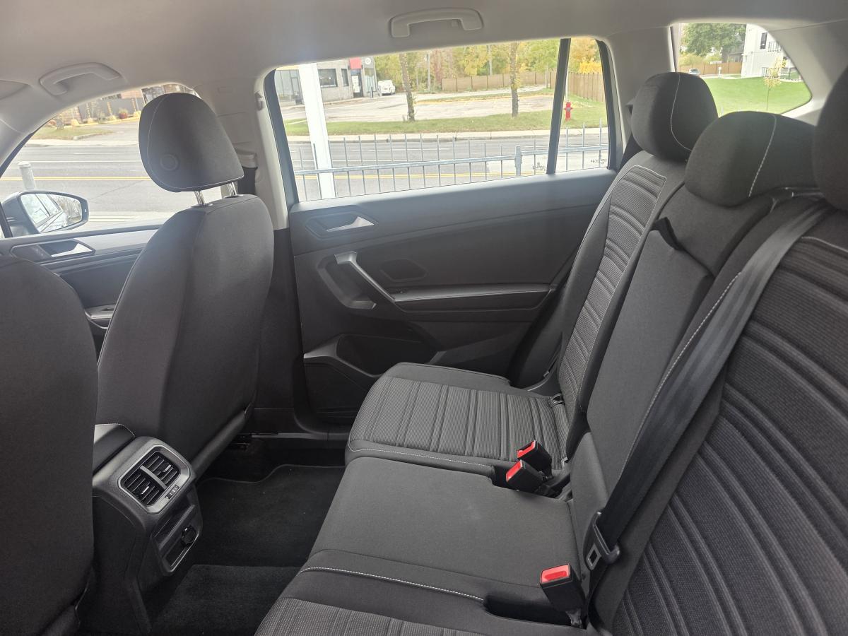 2023 Volkswagen Tiguan - Image 11