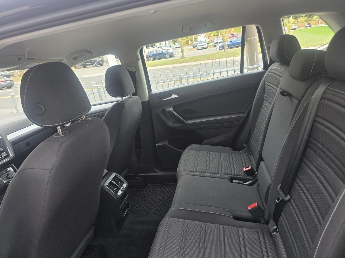 2023 Volkswagen Tiguan - Image 13