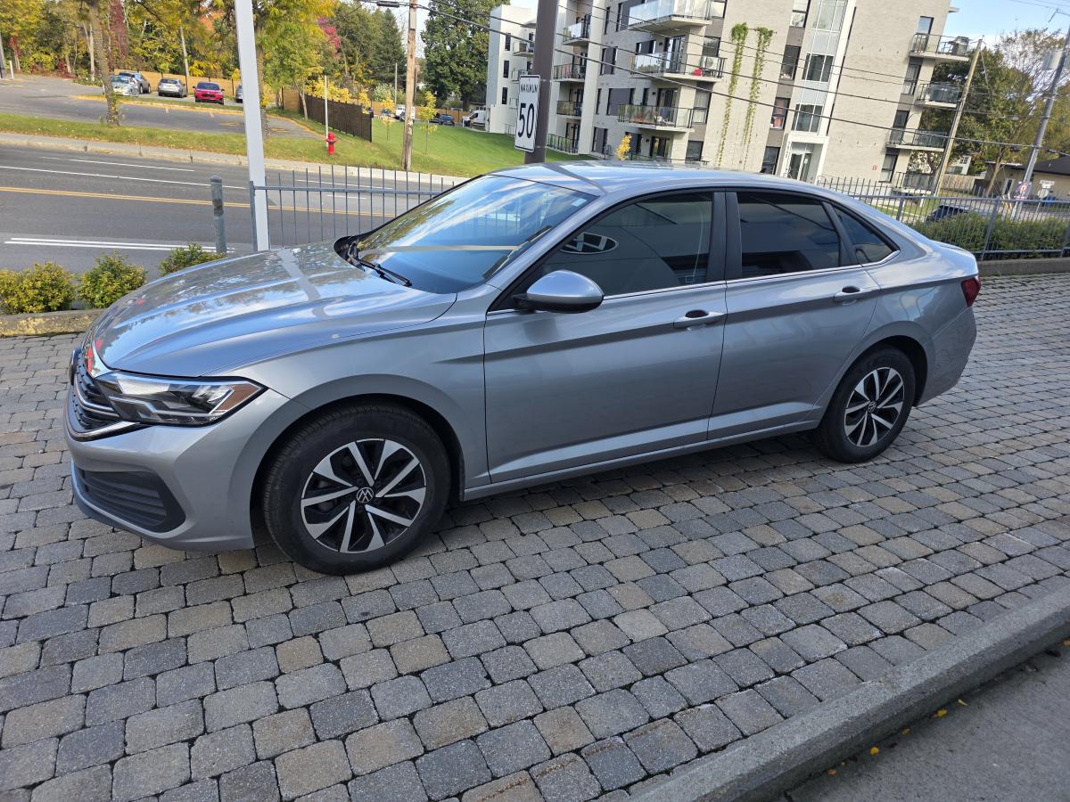 2024 Volkswagen Jetta - Image 8