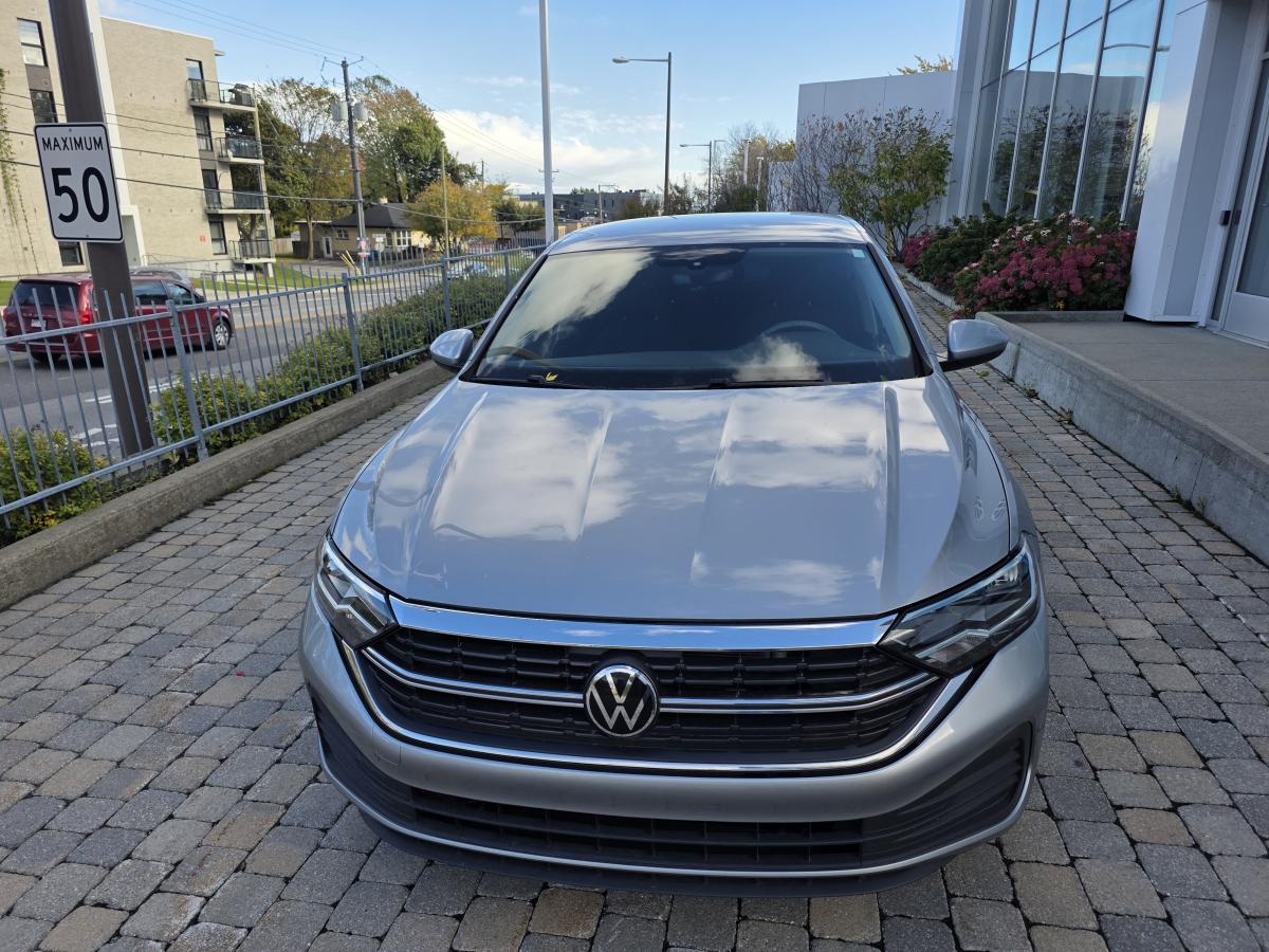 2024 Volkswagen Jetta - Image 9