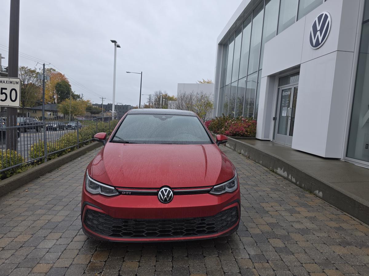 2022 Volkswagen Golf GTI - Image 2