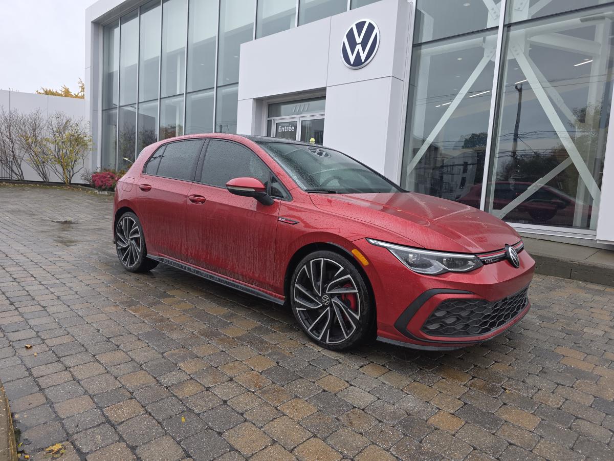 2022 Volkswagen Golf GTI - Image 3