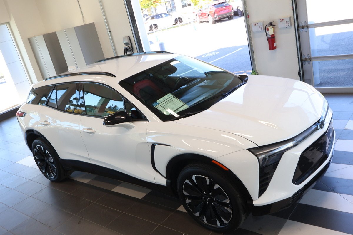 2024 Chevrolet Blazer EV - Image 9