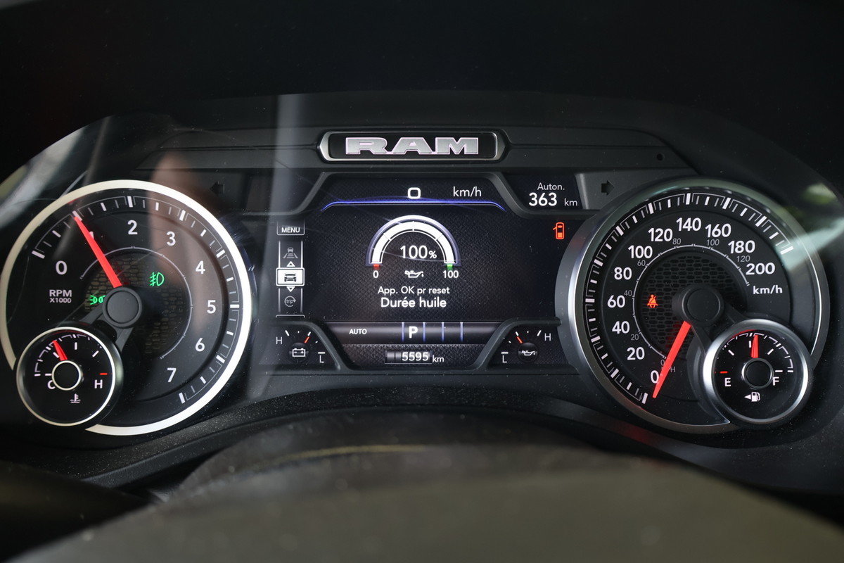 2025 Ram 1500 - Image 4