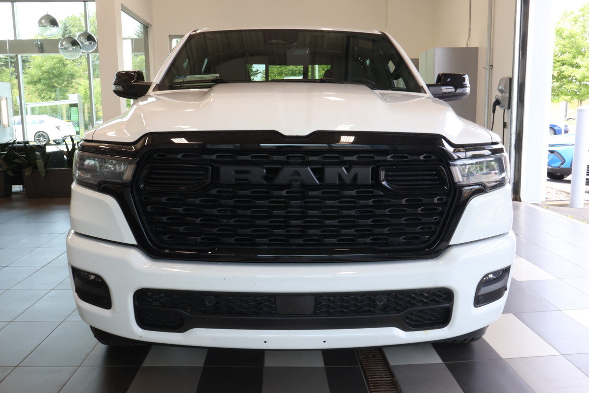 2025 Ram 1500 - Image 7