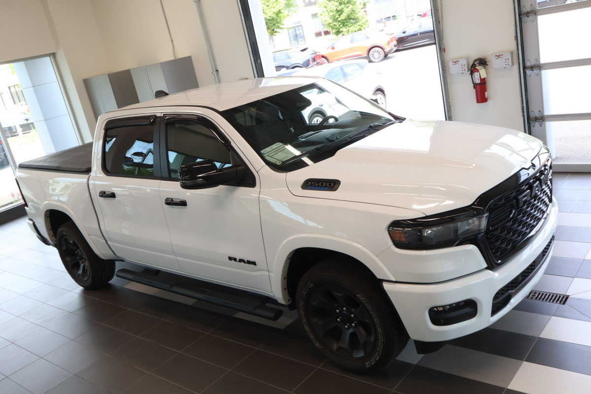 2025 Ram 1500 - Image 9