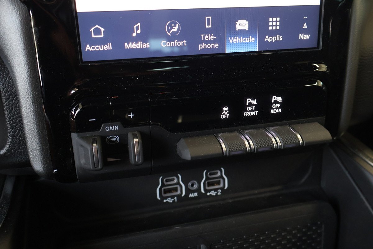 2025 Ram 1500 - Image 18