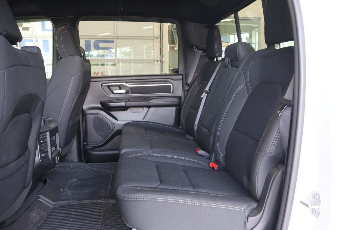 2025 Ram 1500 - Image 21