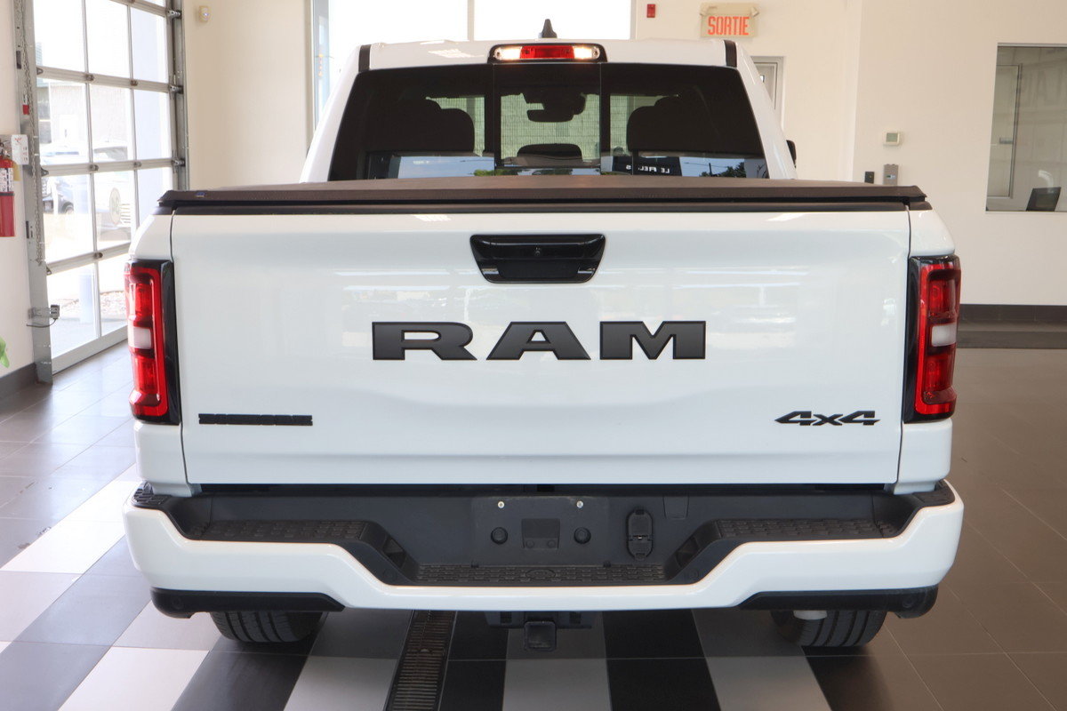 2025 Ram 1500 - Image 23