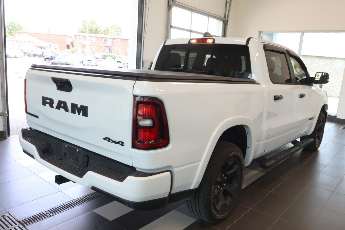 2025 Ram 1500 - Image 24