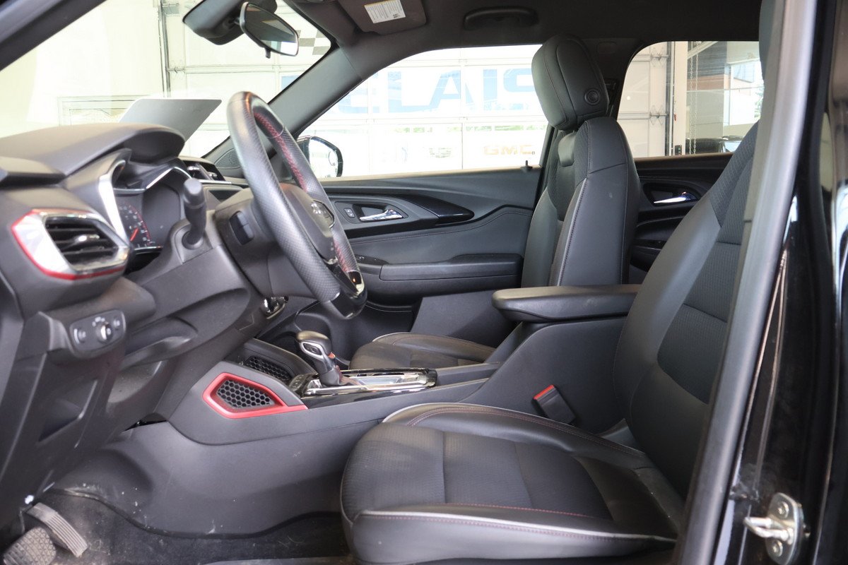 2023 Chevrolet Trailblazer - Image 2