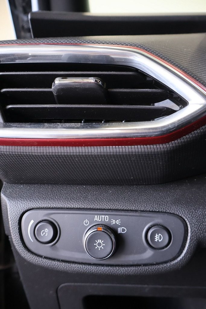 2023 Chevrolet Trailblazer - Image 16