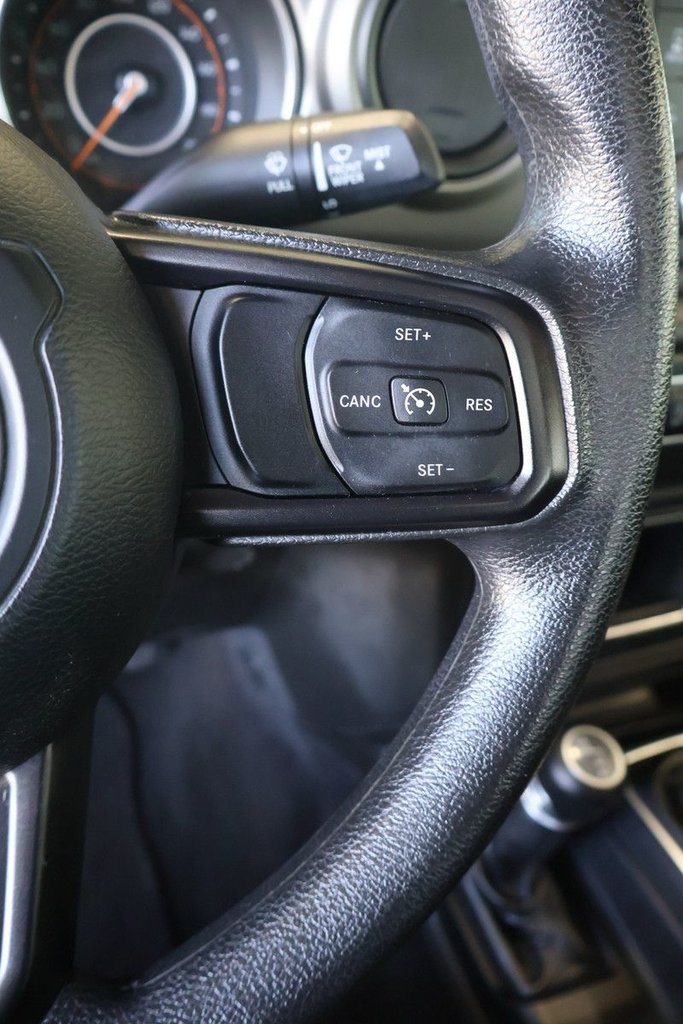 2018 Jeep Wrangler - Image 11