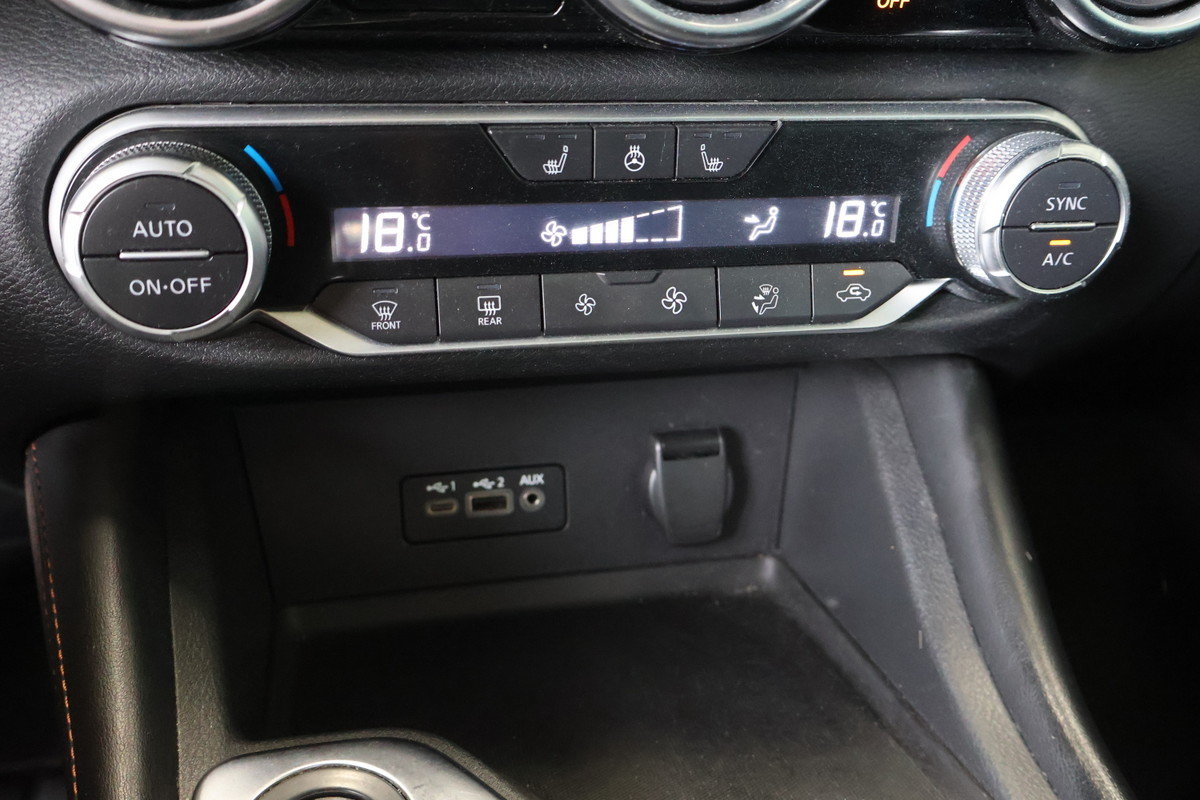 2020 Nissan Sentra - Image 16
