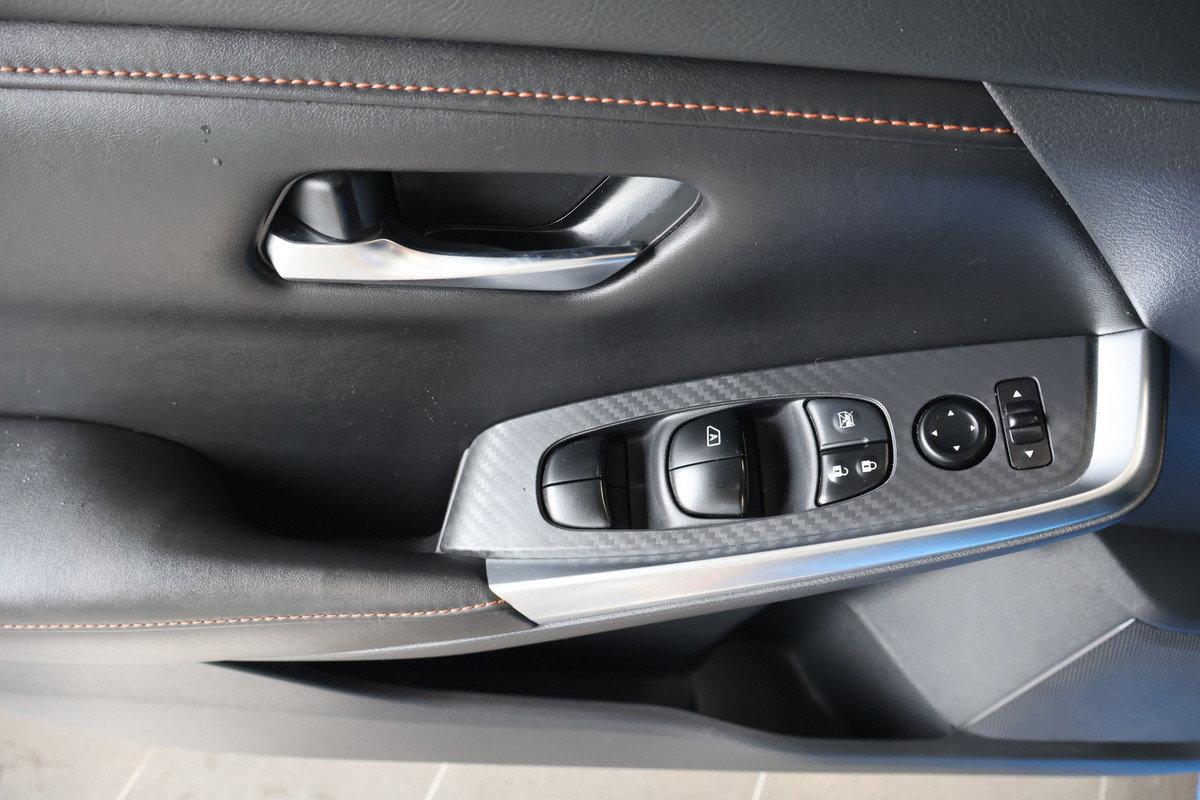 2020 Nissan Sentra - Image 18