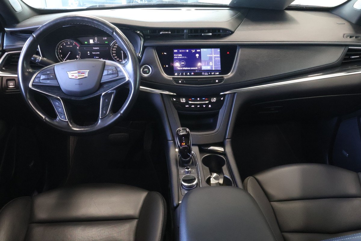 2023 Cadillac XT5 - Image 3