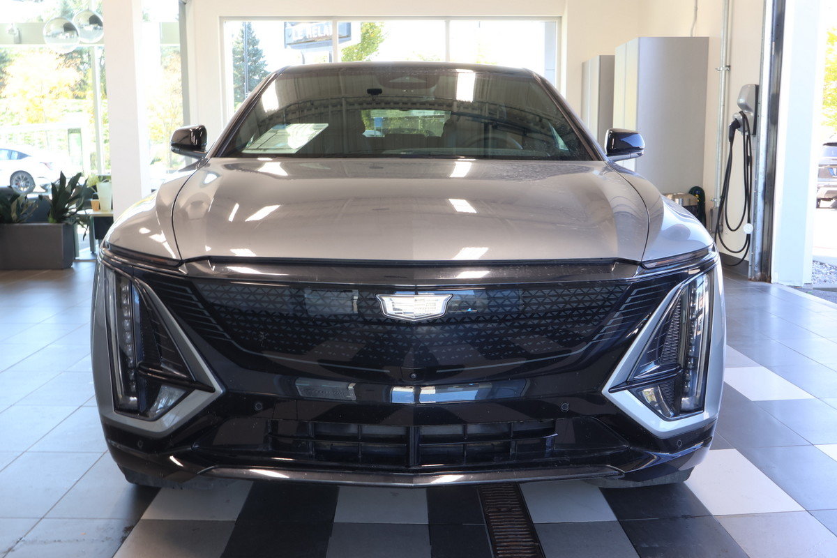 2024 Cadillac LYRIQ - Image 9