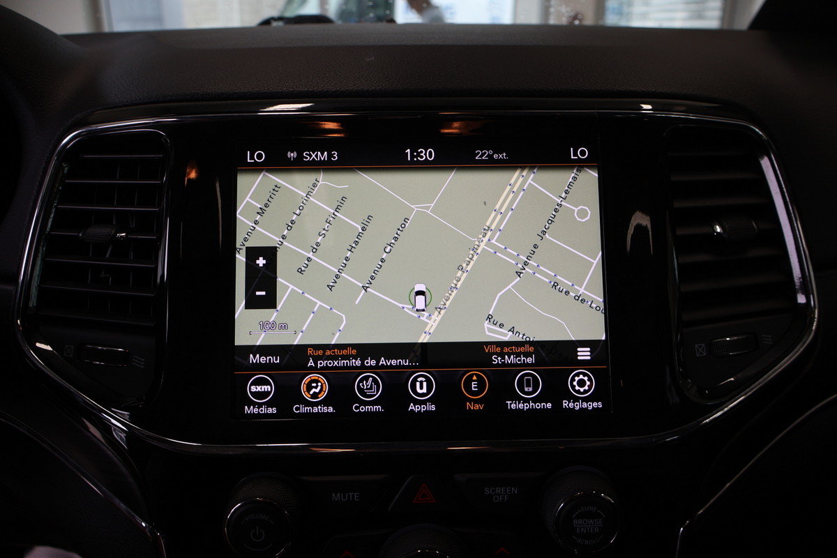2021 Jeep Grand Cherokee - Image 14
