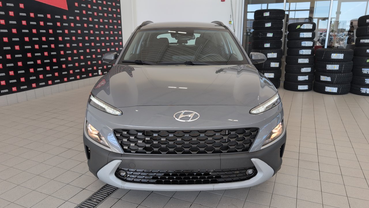 2022 Hyundai Kona - Image 2