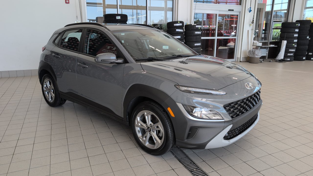 2022 Hyundai Kona - Image 3