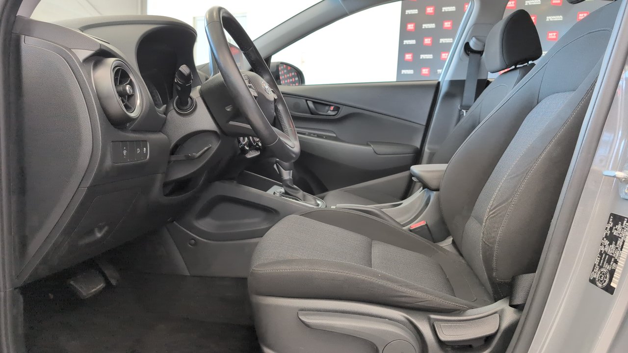 2022 Hyundai Kona - Image 18