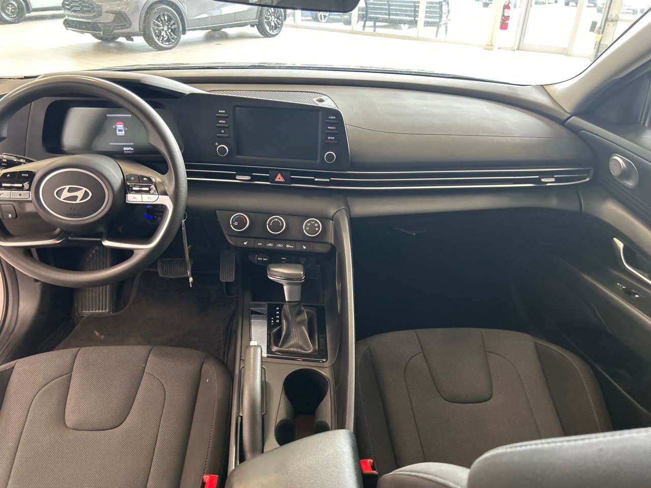 2024 Hyundai Elantra - Image 13