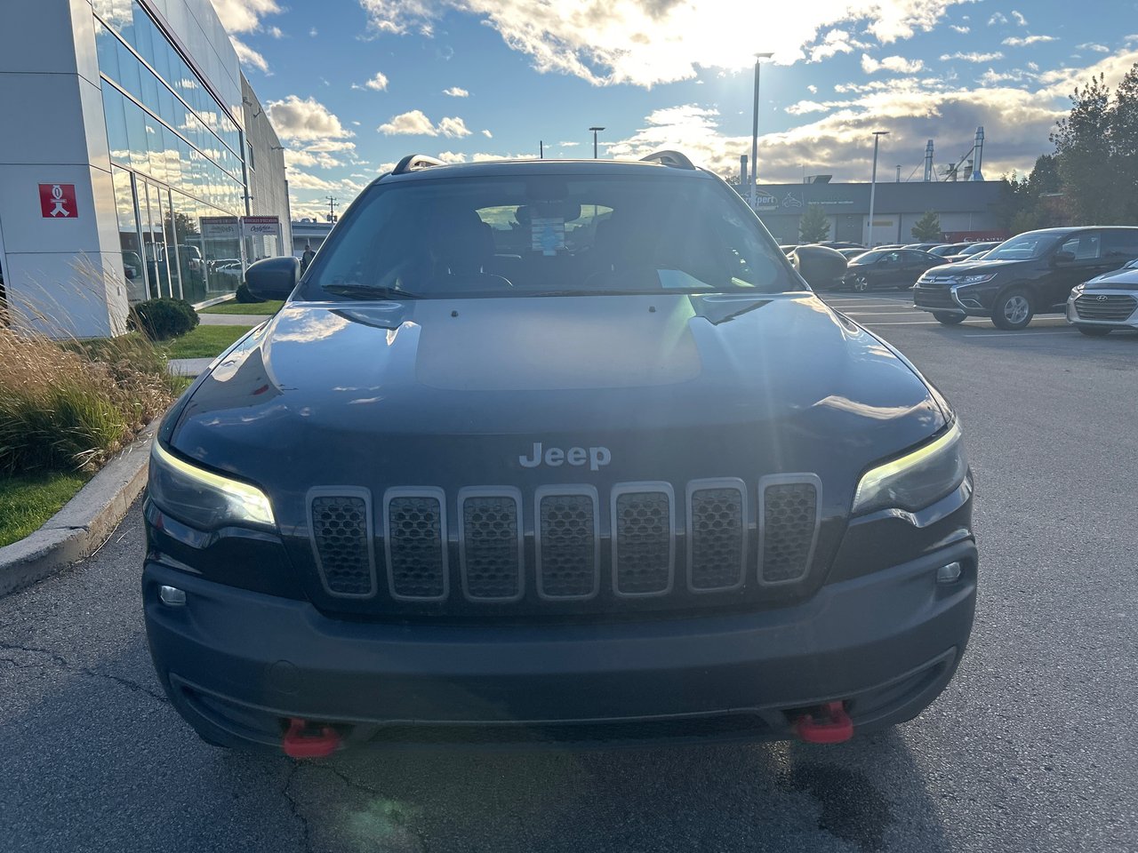 2020 Jeep Cherokee - Image 6