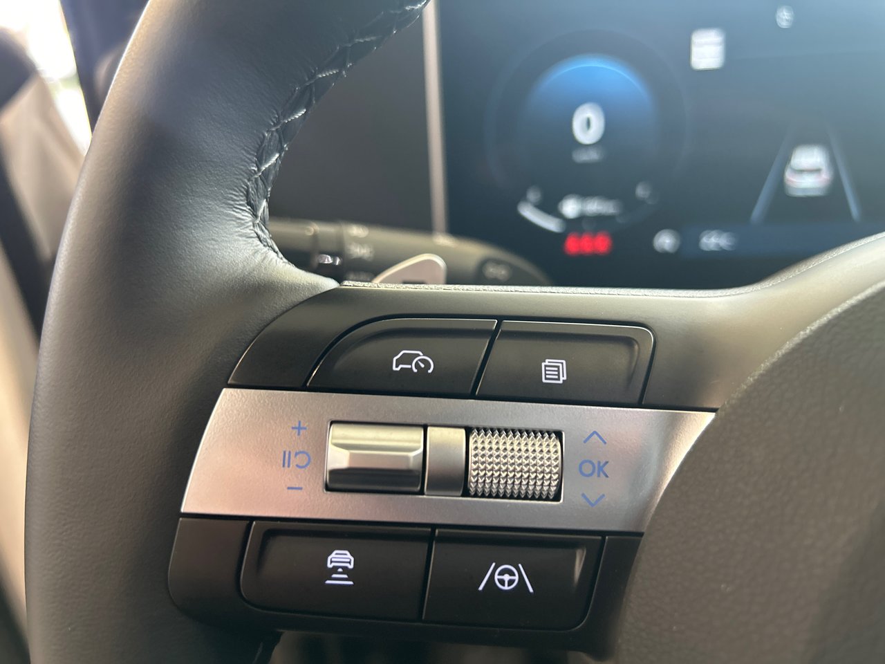 2025 Hyundai Tucson - Image 31
