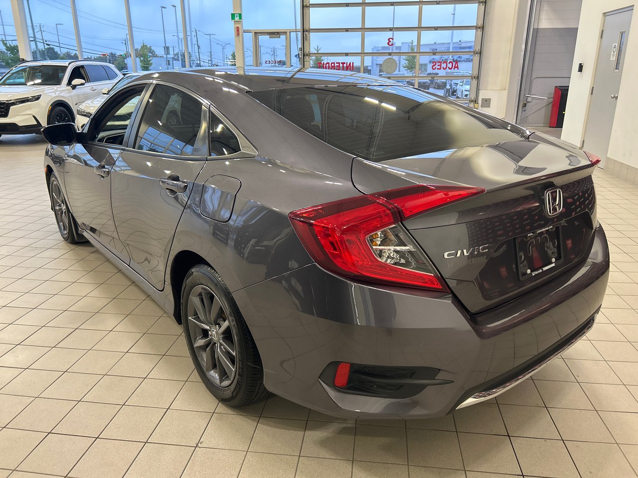 2021 Honda Civic Sedan - Image 9