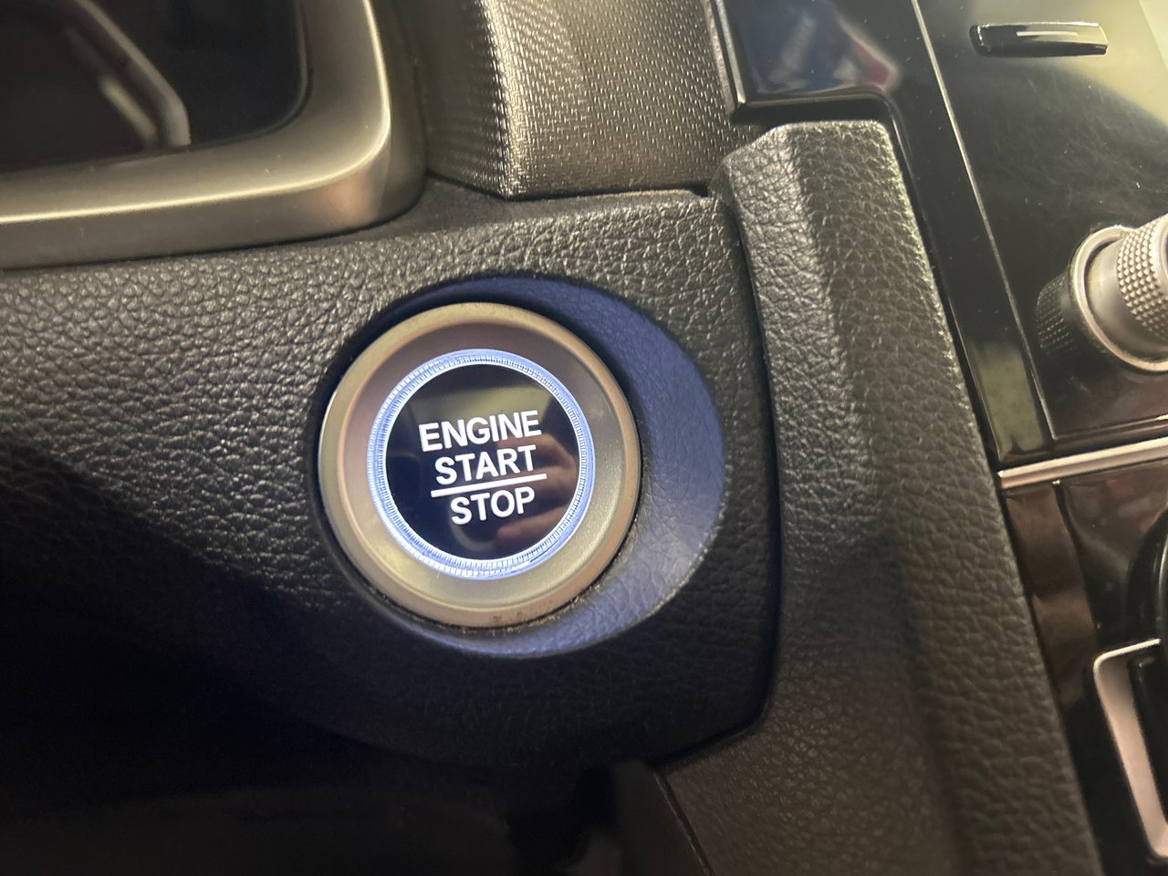 2021 Honda Civic Sedan - Image 25