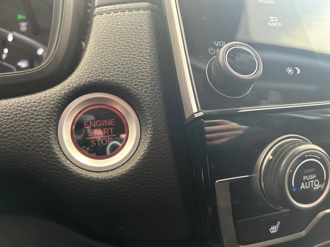 2020 Honda CR-V - Image 23